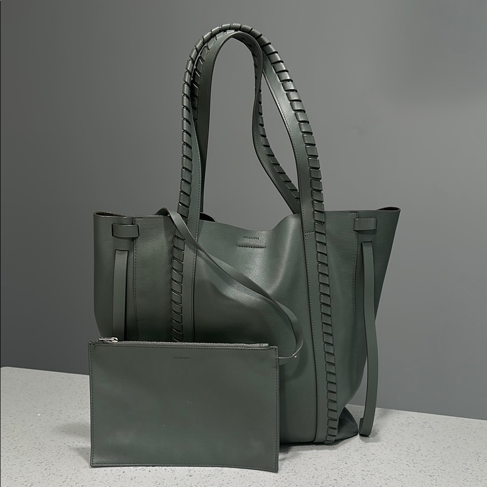 Elegant Green Tote Bag